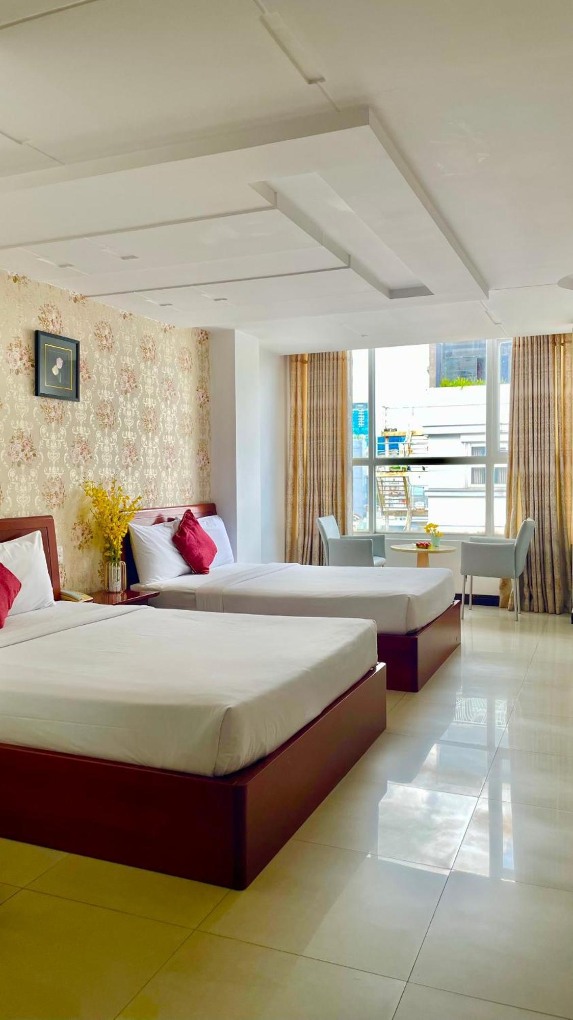Khách sạn Gold Hotel, Saigon 2*