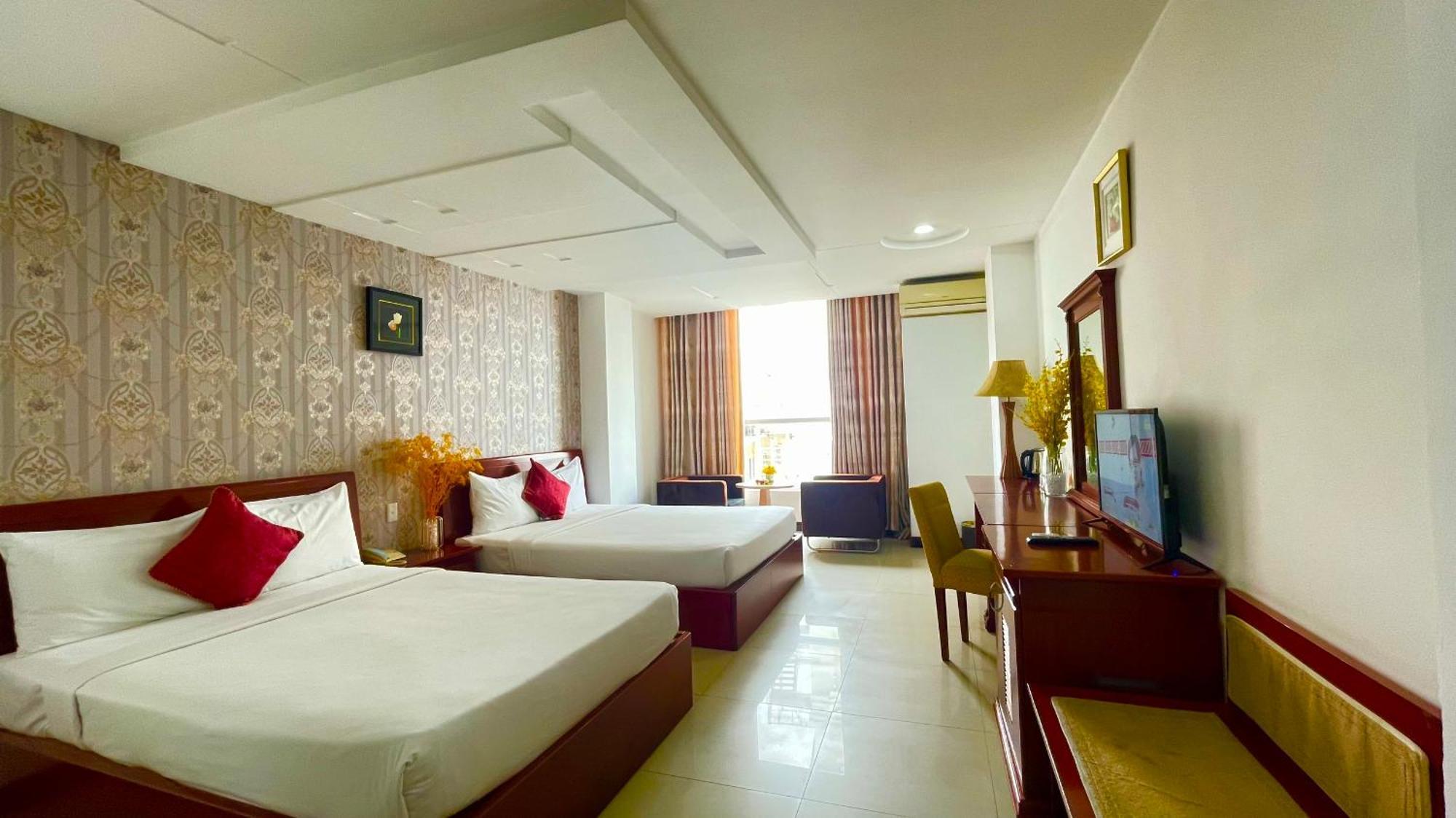 Gold Hotel, Saigon Khách sạn 2*