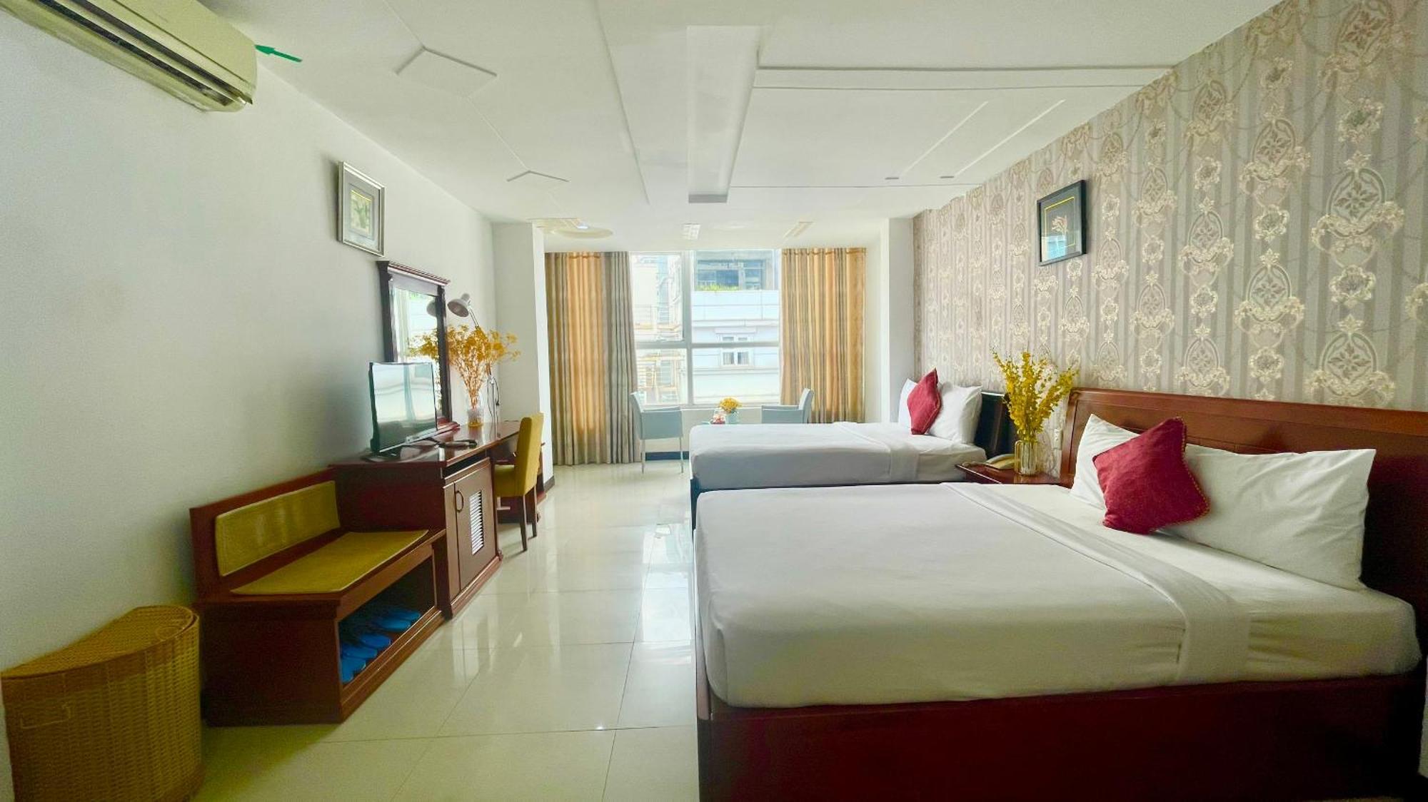 Gold Hotel, Saigon Khách sạn 2*