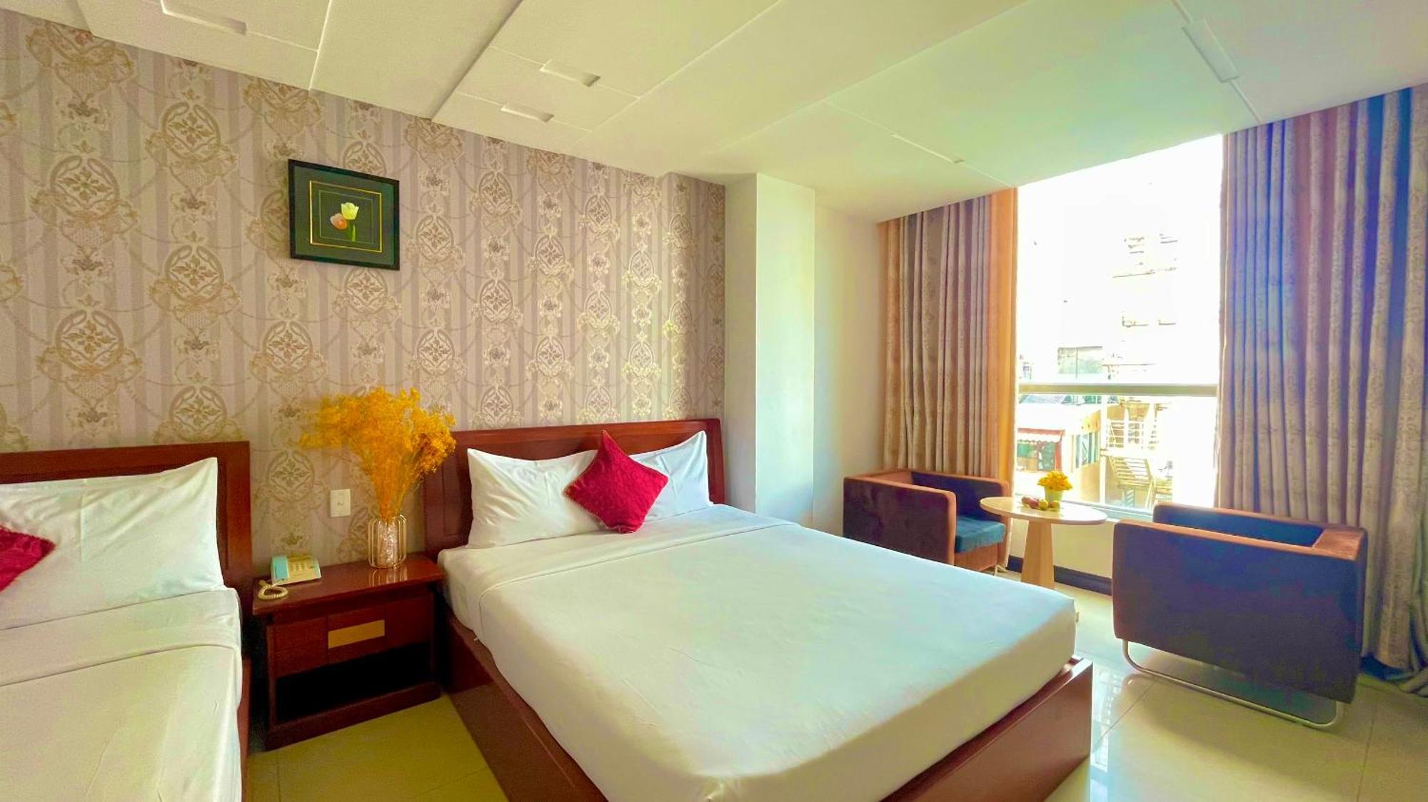 Khách sạn Gold Hotel, Saigon 2*